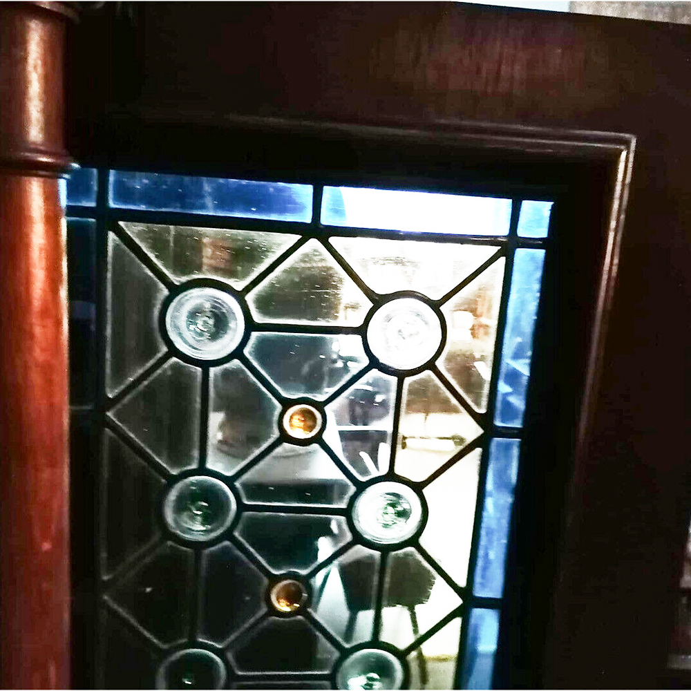 Gründerzeit Bücherschrank mit originaler Bleiverglasung